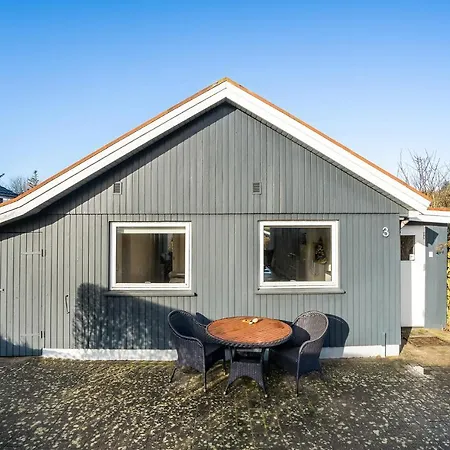 2 Bedroom In V Esbjerg