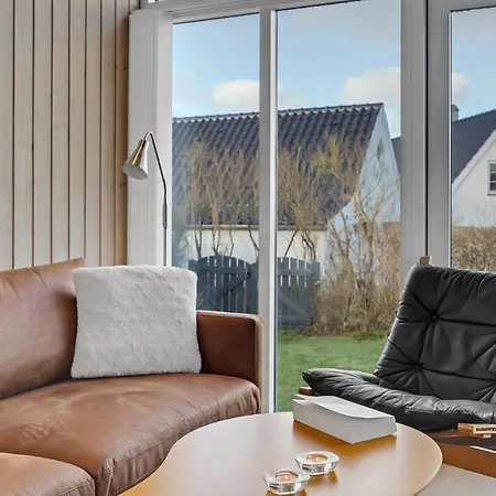 2 Bedroom In V Esbjerg